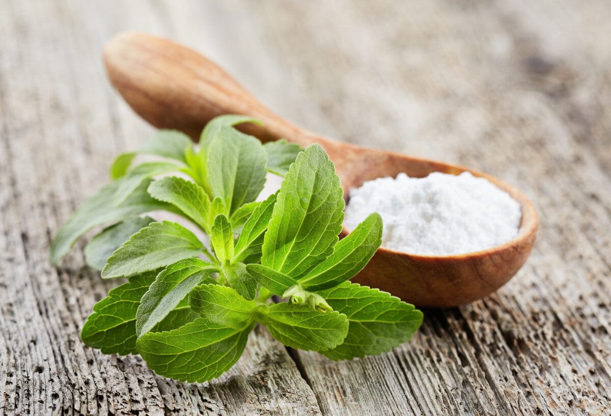 Stevia: beneficii reale, contraindicații și cât de sigur este să consumi zilnic