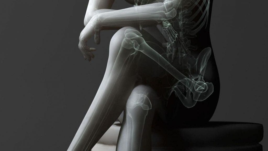 De ce poziția picior peste picior dăunează sănătății?