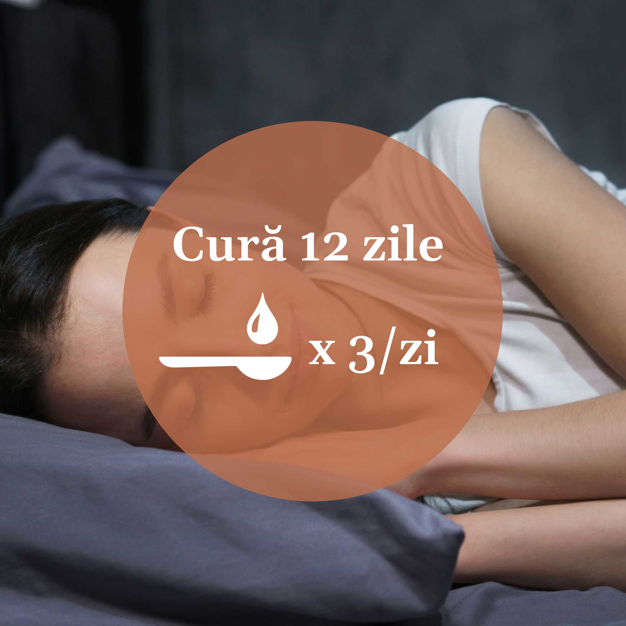 Modul de administrare a tincturii Nervocalmus 200 ml: recomandare pentru cură de 12 zile, consumând de 3 ori pe zi. În imagine,o femeie întinsă pe pat.