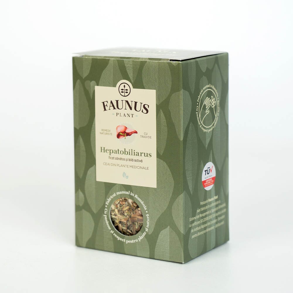 Cutie de Ceai Hepatobiliarus 90g de la Faunus Plant, vedere din lateral într-un cadru minimalist. Designul ambalajului accentuează valorile brandului Faunus Plant de respect pentru natură și sănătate.