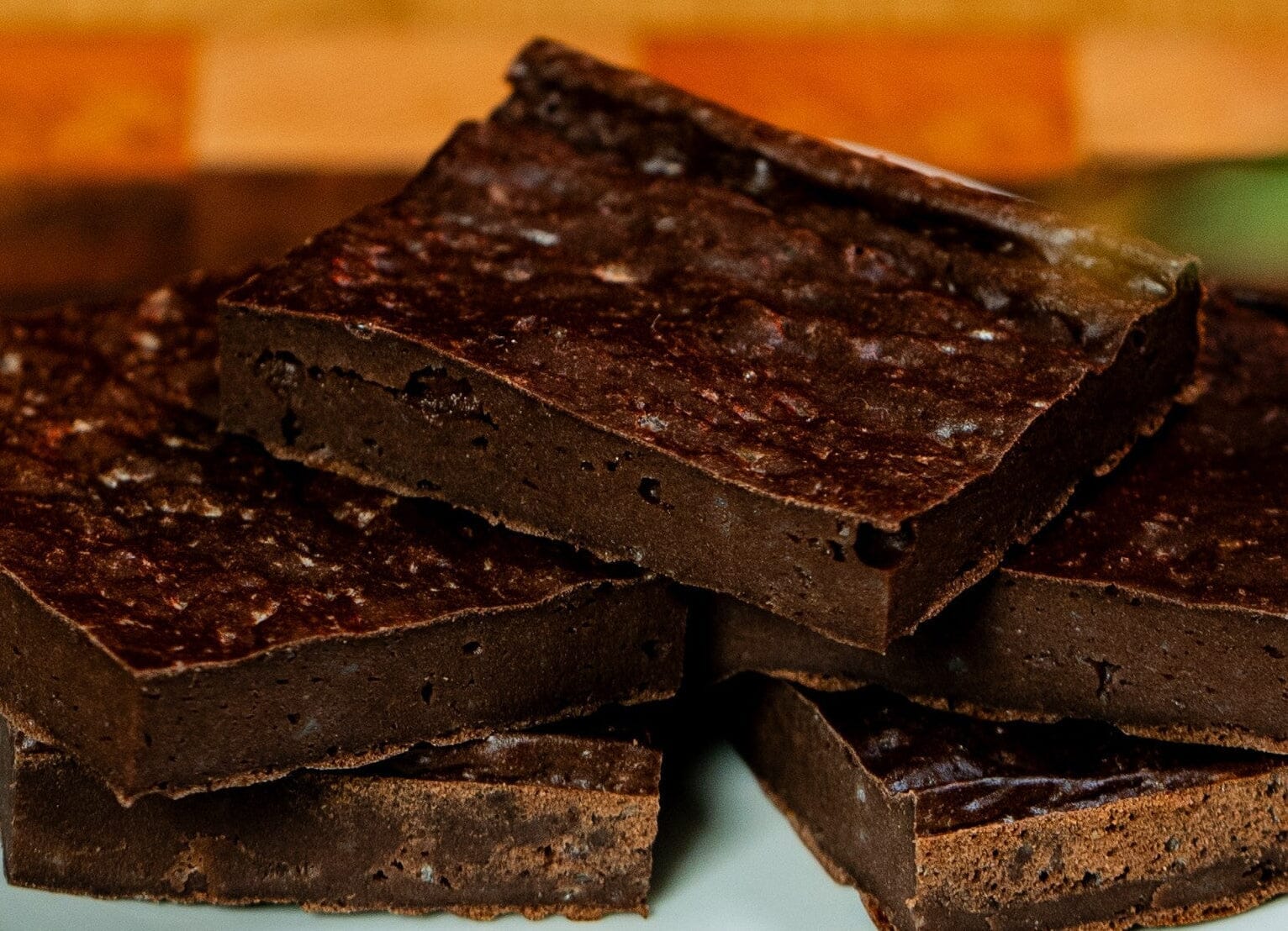 Batoane proteice făcute în casă: Rețetă simplă, fără zahăr, cu ingrediente naturale și proteină vegetală