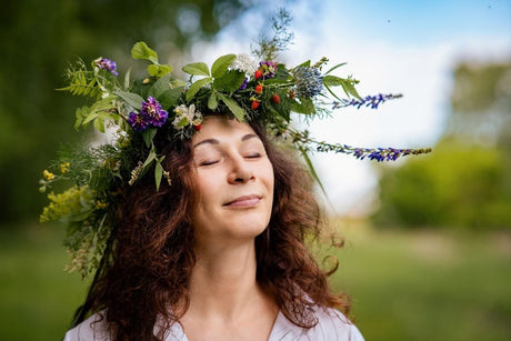 Menstruație neregulată: cauze și cum se tratează natural